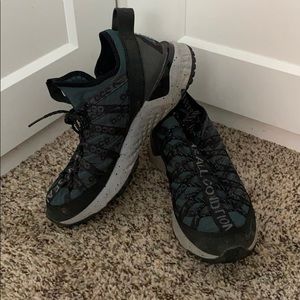 Men’s nike all weather sneakers